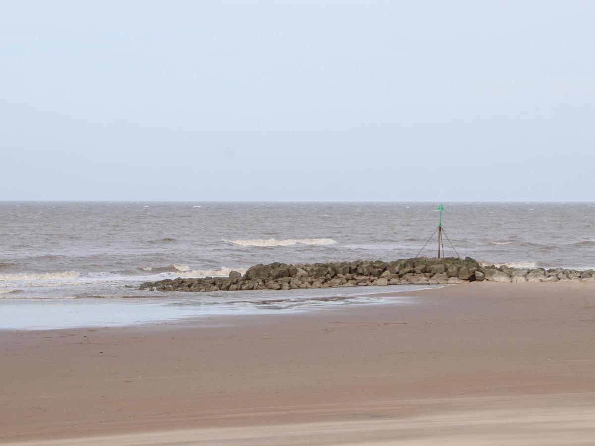 The Hollies Villa Prestatyn Kültér fotó
